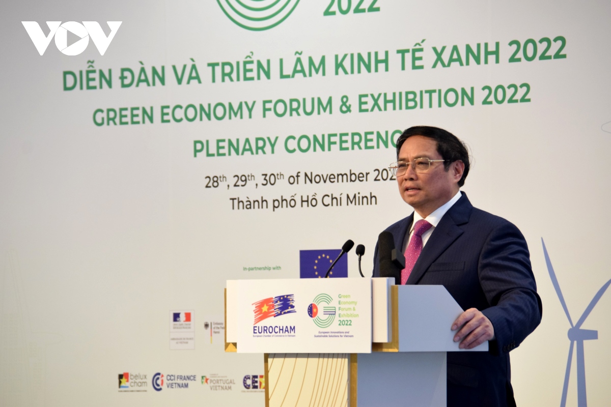 Vietnam committed to sustainable development policy, reaffirms PM